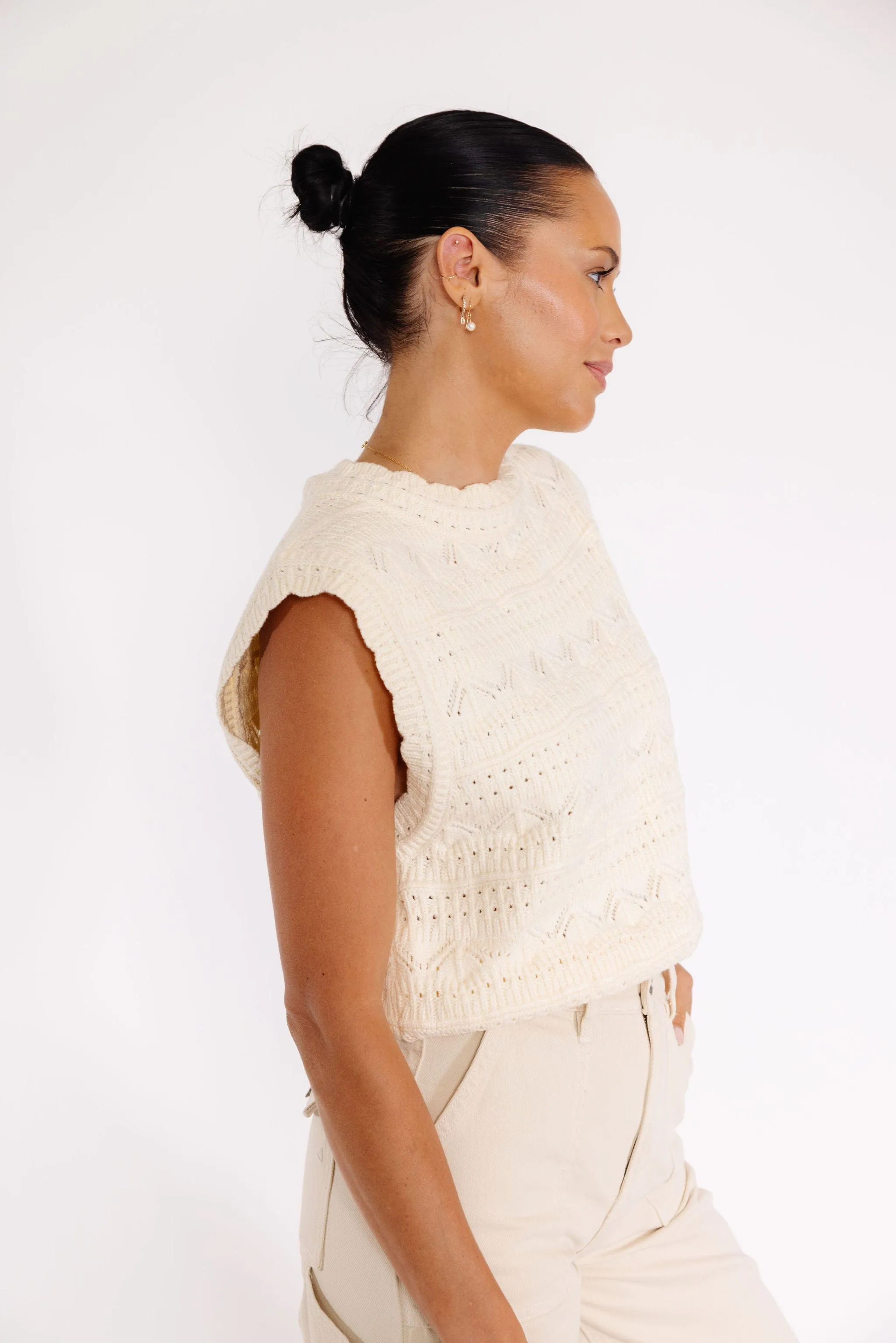 Rex Sweater Vest in Ivory